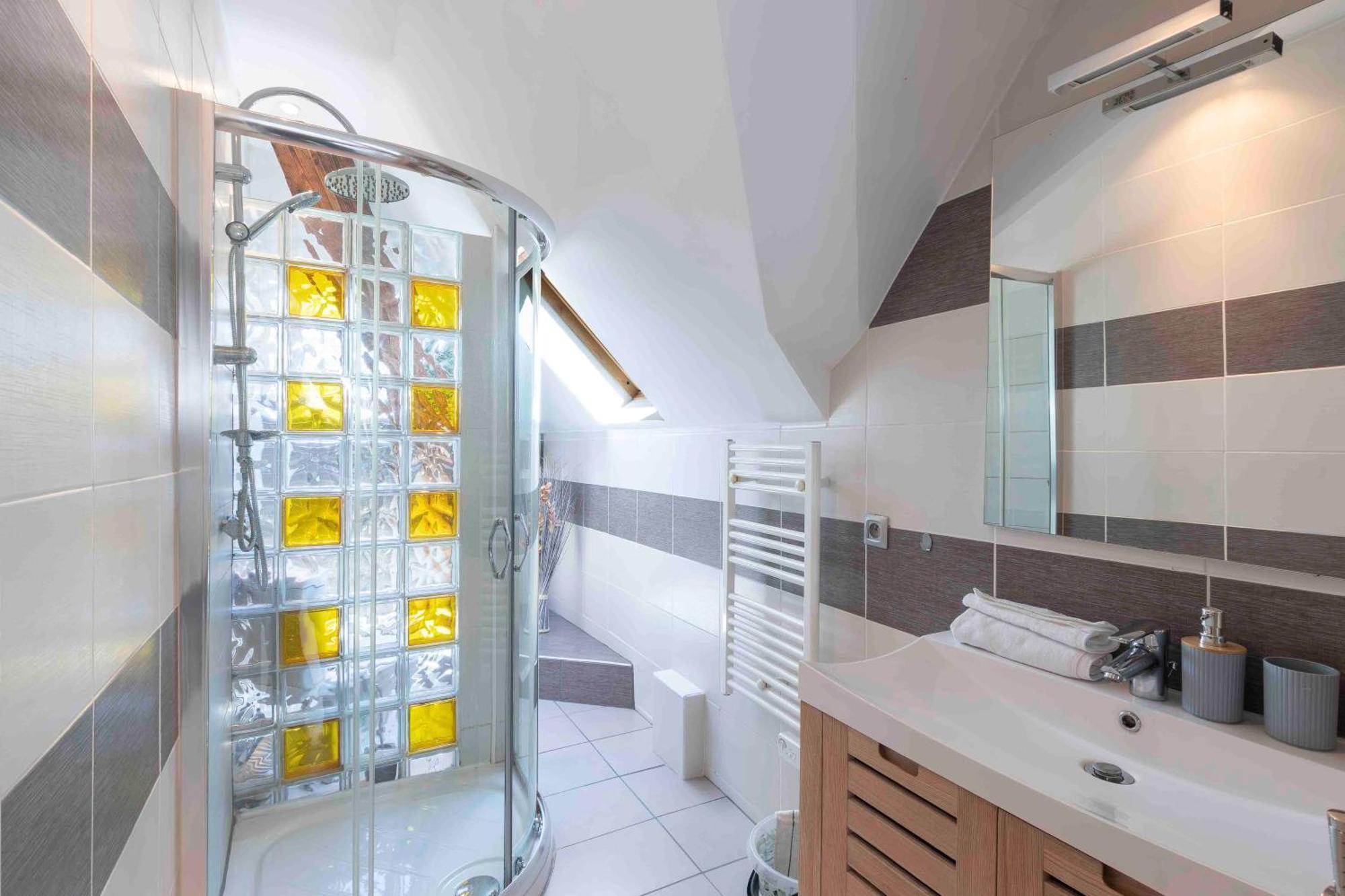 & Clos Des Epinoches Apartment
